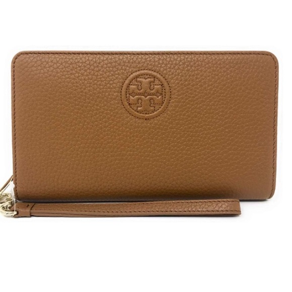 Tory Burch Handbags - Classy Tory Burch Women's Bombe Wristlet
